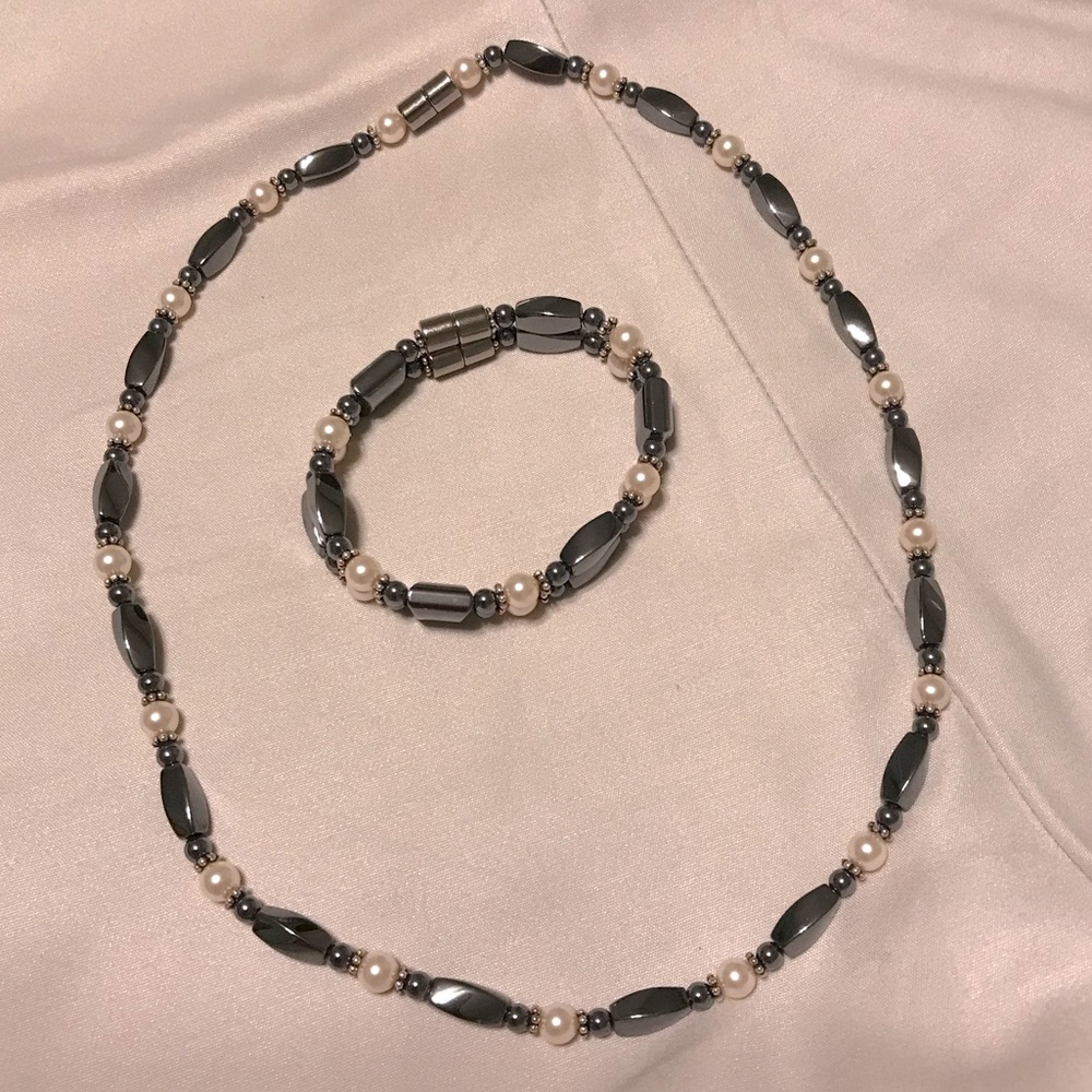 Grey & Pearl Necklace & Bracelet Set
